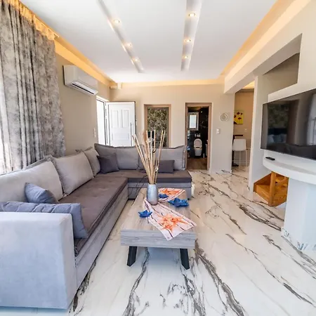 Thomas - Private Pool - Sleeps 6 别墅